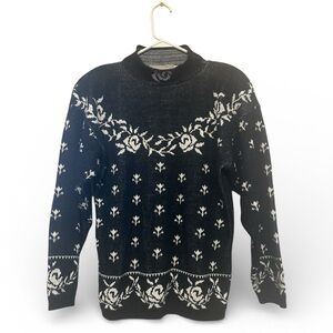 Vintage 80’s/90’s Dressing Room Black and White Floral Turtleneck Sweater Small